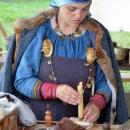 02015 0050 Mittelalter Kleidung für Wikingerfrauen